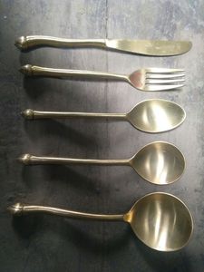 Ensemble de couverts minimalistes en laiton, finition mate, résistant à la rouille, pour mariage et repas - Product Image 3
