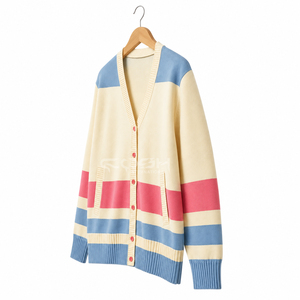 Cardigan tricoté brodé pour femme Cosh International, style universitaire grec, en acrylique et polyester, couleur unie, pull décontracté - Product Image 3