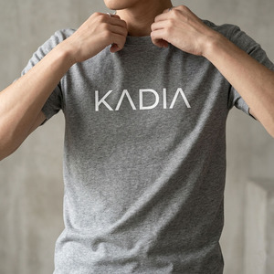 Camiseta personalizada de algodón 100% de alta calidad con el logo KADIA, estilo streetwear unisex, camisetas de primera calidad, lisas y estampadas, camiseta para hombre. - Product Image 3