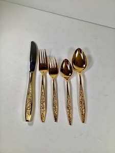 Contemporary Design Stainless Steel Flatware Set Gold Finish Durable Portable for Wedding Banquet Dinner Party Formal - Product Image 3