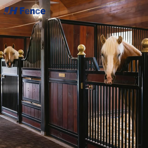 Écuries pour chevaux avec maison intégrée, portes d'écurie à <span class=keywords><strong>vendre</strong></span> / porte avant mobile, matériaux personnalisables - Product Image 4