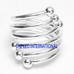 Servilletero de Metal de Lujo con Forma Sencilla, Anillo para Servilletas de Boda, Decoración para Servicio de Fiestas, Material M.O.P., Adornos de Mesa - Product Image 4