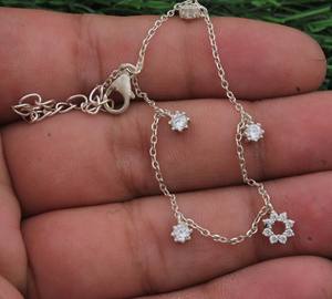 Pendientes de Plata 925 de Lujo con Circonita Cúbica Brillante para Mujer, Joyería de Moda para Bodas - Product Image 3