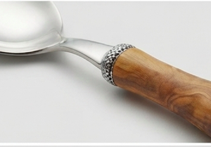 Juego de cubiertos de acero inoxidable con mangos de madera, acabado de alto brillo, apto para lavavajillas, diseño tradicional, para catering. - Product Image 4