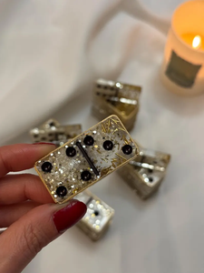 Jeu de dominos en résine dorée fait main, jeu de société à bords dorés - Product Image 2