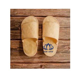 Chaussons en Loofah Naturel Écologique Ultra Confortables pour la Maison et le Spa – Doux, Respirants et Chaleureux – Origine Vietnam – Meilleures Ventes - Product Image 1