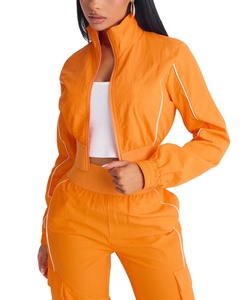 Nuevo Conjunto Deportivo de Dos Piezas con Chaqueta Cortavientos para Mujer, Venta al Por Mayor, Trajes Deportivos con Logotipo Personalizado, Ropa Deportiva Femenina - Product Image 5