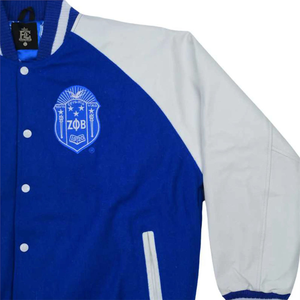 เสื้อแจ็คเก็ตวาร์ซิตี้ผู้ชาย Zeta Phi Beta สีน้ำเงินขาว พิมพ์ลายตัวอักษร ซับในผ้าซาติน สไตล์พรีปปี้ ปกคอพับ ทรงปกติ - Product Image 5