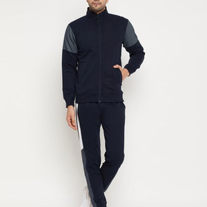Chándal informal para hombre diseñado para brindar comodidad y flexibilidad Conjunto de chándales de poliéster suave y transpirable para actividades diarias de hombre - Product Image 1
