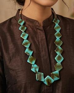 Hot Selling Handmade Colourful Resin Necklace for Women and Girls Classic Fashion Jewellery Chain From India for Gifts - Product Image 3