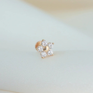 Zisma 14K Gold Flower Lab Grown Diamond Labret Internal Threaded Flat <b>Back</b> Floral Cluster Piercing Stud IGI Diamond Manufacturer - Product Image 1