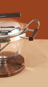 Soupière moderne en verre avec support en métal martelé et base en bois, chauffe-plat avec louche pour buffet de luxe et service traiteur - Product Image 3