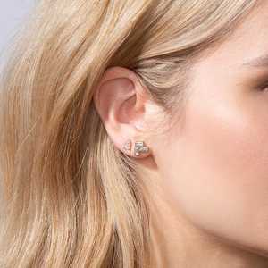 Boucles d'oreilles clous en diamant taille baguette, minimalistes, en or massif 14K 18K, géométriques asymétriques, pour femme, prix d'usine, vente en gros - Product Image 2