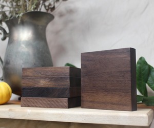 Posavasos Cuadrados de Madera Personalizables, Reutilizables, Pintados a Mano, Decoración Moderna para el Hogar, Regalo Temático para Días Festivos, Posavasos de Café Personalizados - Product Image 2