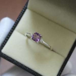 Bague en argent sterling S925 avec améthyste taillée à la main, bague de promesse élégante, bijoux en pierres précieuses pour femmes - Product Image 2