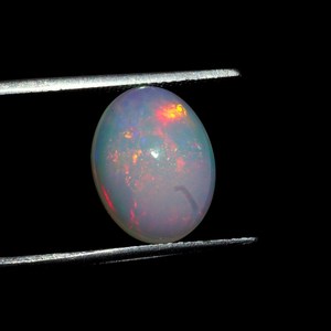 HAYAAT GEMS, Ópalo de Fuego Welo, Cabujón, Gema Etíope Blanca Natural (Corte Ovalado, 3.60 Quilates) - Product Image 5