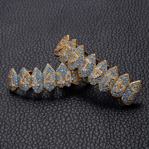 Juego de Grillz Dentales Plateados con Moissanita para Hombre, Estilo Hip Hop, Parte Superior e Inferior, con Incrustaciones Brillantes, Estilo Punk, Joyería Certificada IGI - Product Image 1