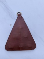 Op maat gemaakte handgemaakte messing echt rundleer luxe sjaal- en doekhouder wandhaak keukenhanddoekorganizer hangend