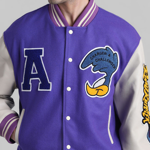 Veste universitaire de baseball personnalisée pour homme, col montant, logo frontal, manches en laine – Meilleure vente hiver - Product Image 5