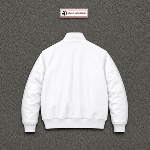เสื้อแจ็คเก็ตวาร์ซิตี้สีขาวสไตล์โมเดิร์น แบบจำลองด้านหน้า สไตล์มินิมอล บอมเบอร์ เสื้อผ้ามืออาชีพ สำหรับโชว์สินค้า เสื้อผ้าสไตล์โมเดิร์น แบบจำลองสำหรับขาย - Product Image 6