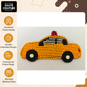 Broches personnalisables en forme de taxi avec perles jaunes faites à la main pour accessoires vestimentaires unisexes à un prix exceptionnel - Product Image 2