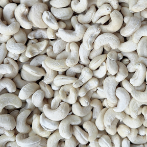 Vietnam Factory Raw Cashew Nuts Cashew Nuts WW180, WW240, WW320, LP, WS Bulk Cashew Nuts Customer OEM ODM Requirement - Product Image 1