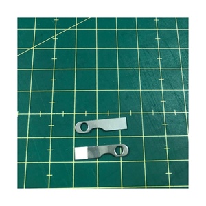 Prensatelas de cuchillas fijas TM27 Repuestos para máquinas de coser industriales - Product Image 1