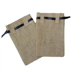 Petite pochette à cordon en Jute faite à la main pour bijoux