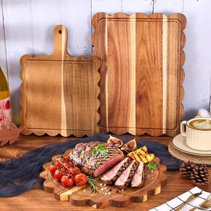 Planche à découper en bois d'acacia rectangulaire à logo personnalisé, avec poignée et rainure pour les jus, ustensiles de cuisine - Product Image 3