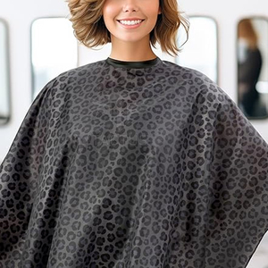 Capa de Peluquería de Producción OEM de Fábrica 2026, Material Suave y Duradero, Suministro Confiable - Product Image 2