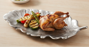 Plato Decorativo Metálico Premium con Forma de Hoja, Diseño Minimalista con Patrón de Planta Grabado a Mano, Elegante Adorno para Mesa - Product Image 2