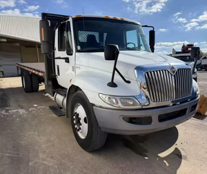 Camión de plataforma plana International DuraStar 4300 de 24 pies, usado, año 2013, en excelente estado de funcionamiento - 220HP, automático, LHD/RHD, envío rápido - Product Image 5