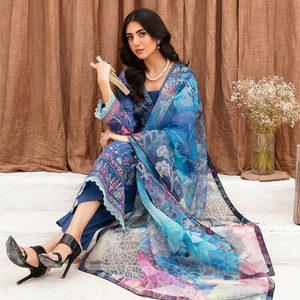 Liquidation sur les femmes Ramsha Lawn Shalwar Kamez Dupata Costume de fête Style indien pakistanais Sari Vente en gros Robe Tissu - Product Image 3