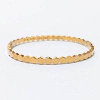Bracelet Chic Tendance Quotidienne Motif Hexagonal en Cuivre et Cristal – Style Minimaliste