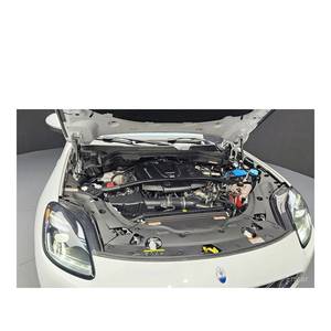 Maserati Grecale 2.0 AWD GT 2023/12, 16 309 km, boîte automatique, sièges en cuir, conduite à gauche, caméra arrière - Product Image 6