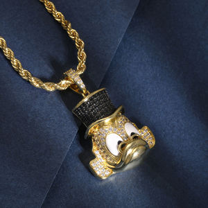 Pendentif Donald Duck plaqué or jaune massif avec pierres en moissanite, bijoux hip-hop à thème de dessin animé, unisexe, à porter au quotidien - Product Image 2