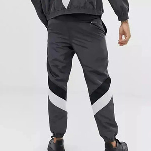 Ensemble survêtement coupe-vent léger pour homme : sweats à capuche zippés personnalisés et pantalons de survêtement en nylon - Product Image 5