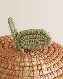 Panier de rangement rond en jonc de mer Vietrustic, design multifonctionnel, matériau écologique pour le rangement du linge - Product Image 3