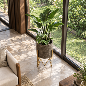 Ensemble de jardinières d'intérieur en métal texturé avec support doré |   Pots à fleurs modernes et hauts pour le salon, l'hôtel, le bureau, la maison, le jardin, décoration de luxe - Product Image 5