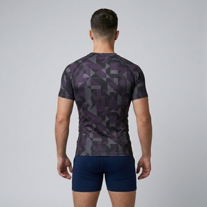 T-shirt de compression personnalisé pour homme, coupe ajustée, manches courtes, vêtements de sport actifs, entraînement en salle de sport, haut de performance - Product Image 2
