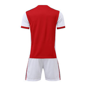 Conjunto de Uniforme de Fútbol Personalizado para Hombre, Último Diseño con Impresión por Transferencia de Calor, Transpirable, de Secado Rápido, Servicio OEM para Camiseta y Pantalones Cortos de Equipo - Product Image 2