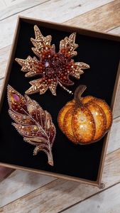 Broche Artístico Bordado con Cuentas, Moderno, Personalizable, Hecho a Mano, Decoración para Trajes de Boda, Accesorios de Ropa - Product Image 3