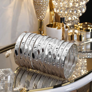 Bracelets en argent plaqué en gros, bracelets tendance, bracelets traditionnels en argent plaqué, bracelets en laiton argenté, bracelets en argent personnalisés - Product Image 3