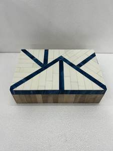 Boîte en résine élégante faite à la main de haute qualité avec intérieur en MDF, design personnalisable, couleur et forme sur mesure pour la décoration de la maison, cadeau de mariage - Product Image 3