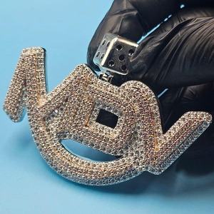 Colgante Personalizado de Plata de Ley 925 con Letra y Diamantes de Moissanita VVS, Microincrustaciones, Unisex, para Uso Diario - Product Image 1
