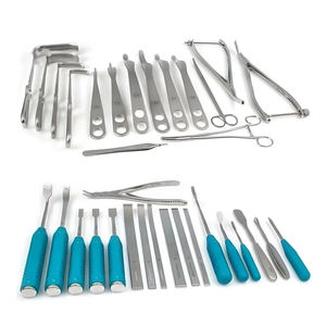 Ensemble d'instruments orthopédiques pour ostéotomie périacétabulaire - Product Image 1