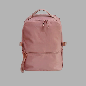 Mochila impermeable negra y crema para portátil de viaje, mochila de fin de semana para negocios de gran capacidad con hebillas de compresión laterales - Product Image 3