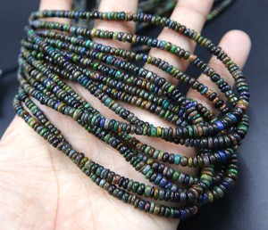 Perles d'opale éthiopienne noire naturelle multi-éclats, opale de forme ronde lisse, environ. 8MM à 5MM, longueur de 16 pouces - Product Image 3
