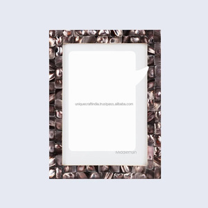 Cadre photo rectangulaire en MDF artisanal Unique Craft India, magnifiquement conçu pour une installation sur table, UV vertical, pour la maison - Product Image 1