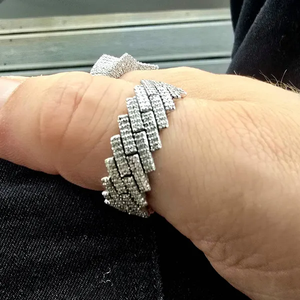 Anillo de cóctel de moissanita VVS con engaste pavé de plata 925, diseño de eslabones cubanos de lujo, joyería unisex para fiestas - Product Image 2